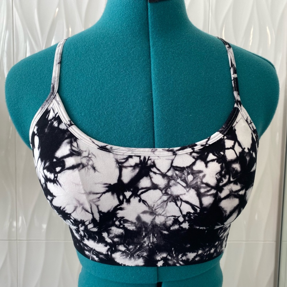 NWOT padded sports bra